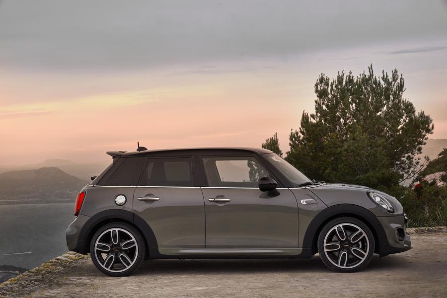  Mini Cooper S 5-Door (F56) 2018 года  (WW) (фото 70 из 86)
